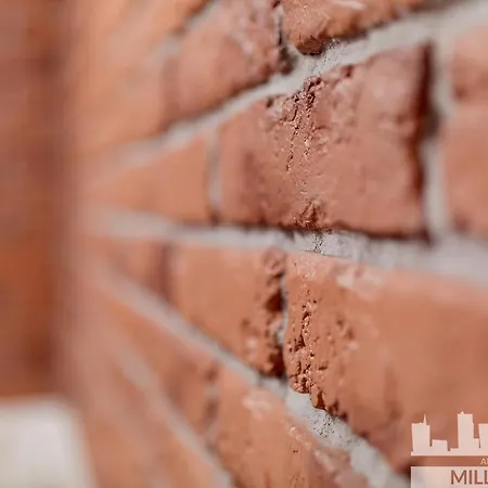 Millennium Manufaktura Yellow *