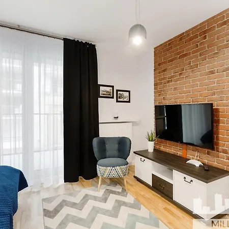 Millennium Manufaktura Yellow *